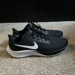 Men’s 10.5 Nike Air Zoom Pegasus 37 - Worn ONCE. LIKE NEW! Mens Nike Air Zoom Pegasus 37 AS Artist Residence CZ2343 500  main image 3